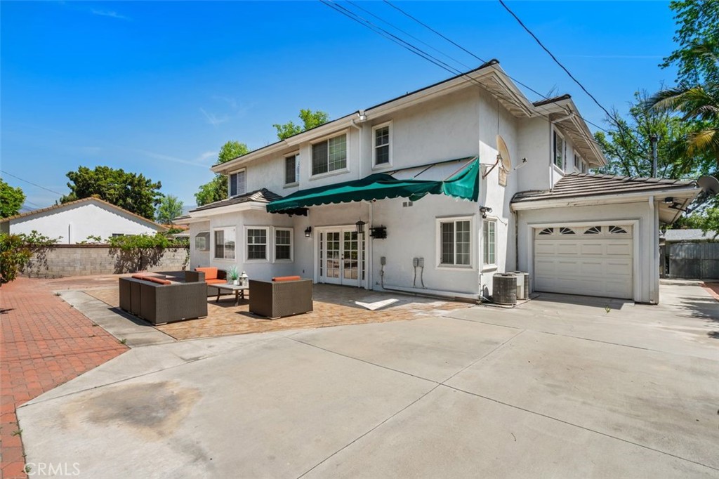 2517 El Capitan Avenue