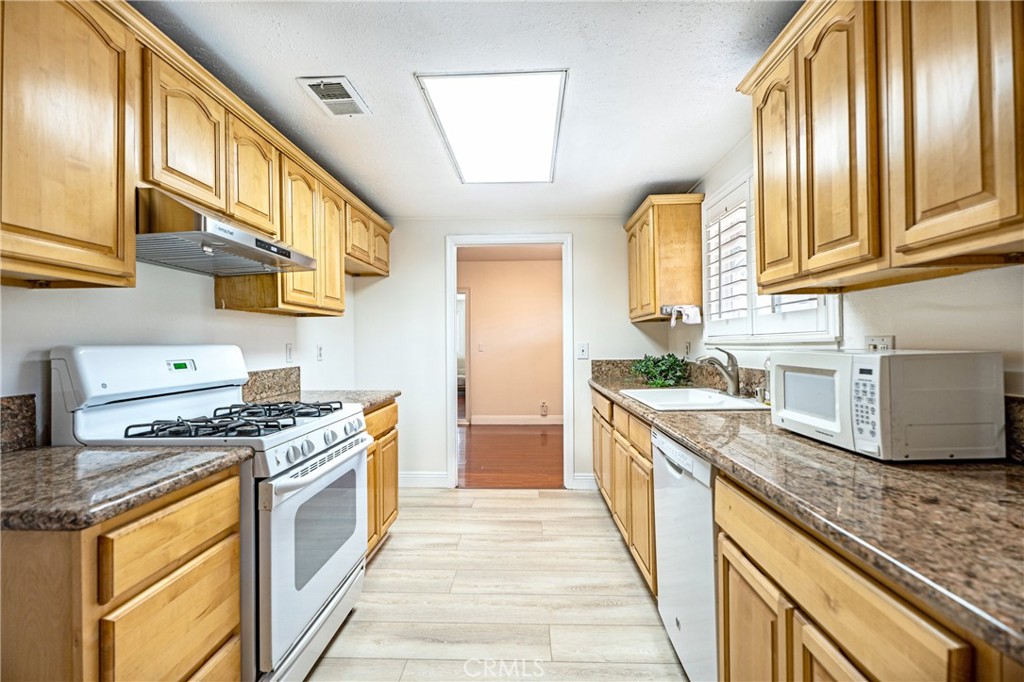 20928 Lycoming Street