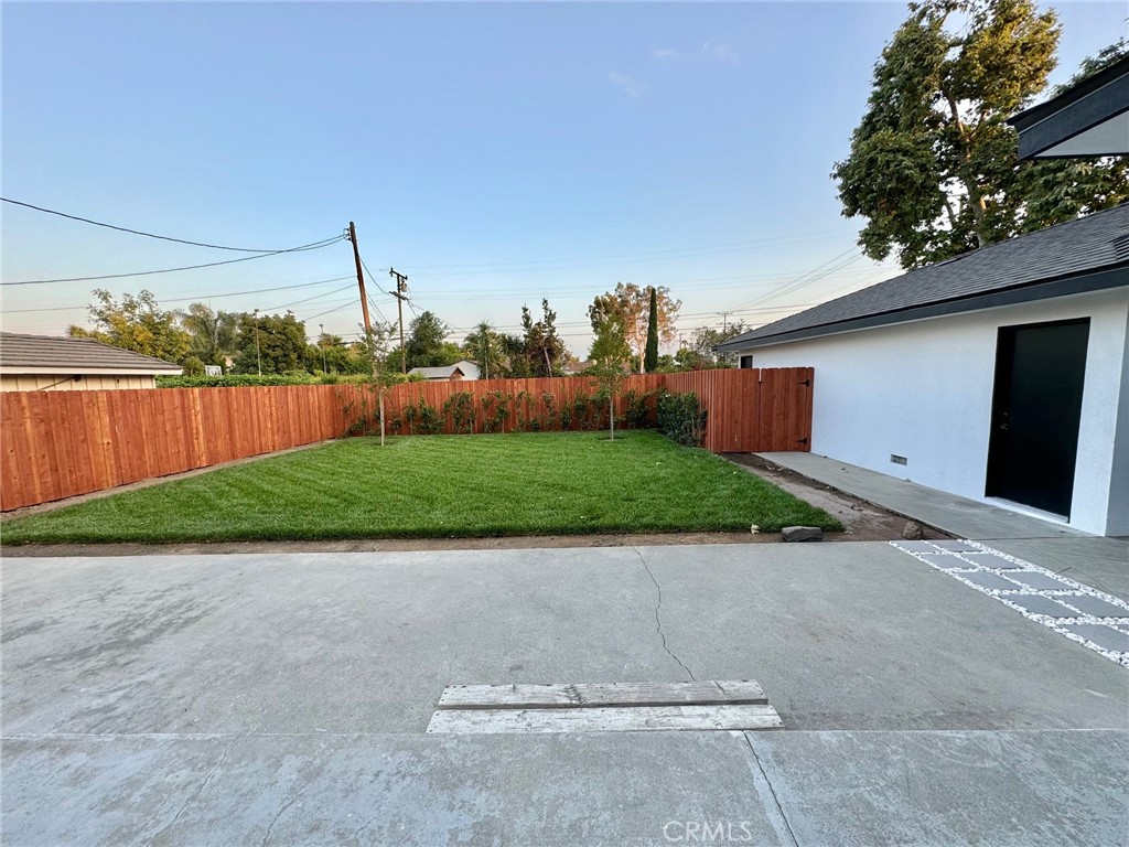 380 W Palm Drive
