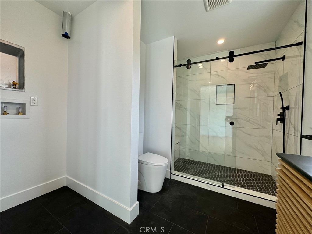 380 W Palm Drive