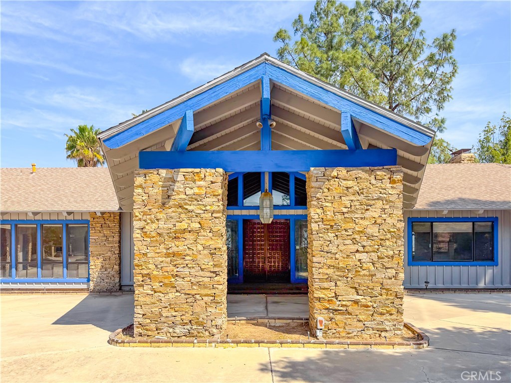 1605 Walter Ct