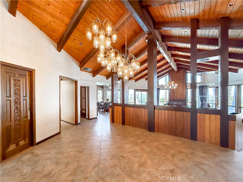 1605 Walter Ct