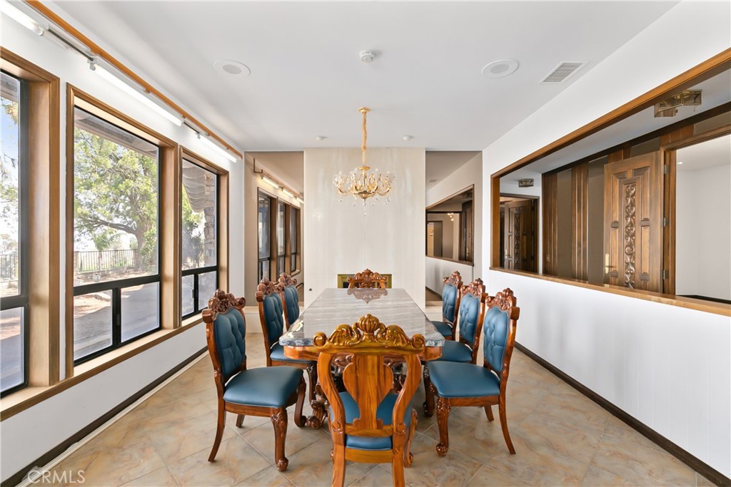 1605 Walter Ct