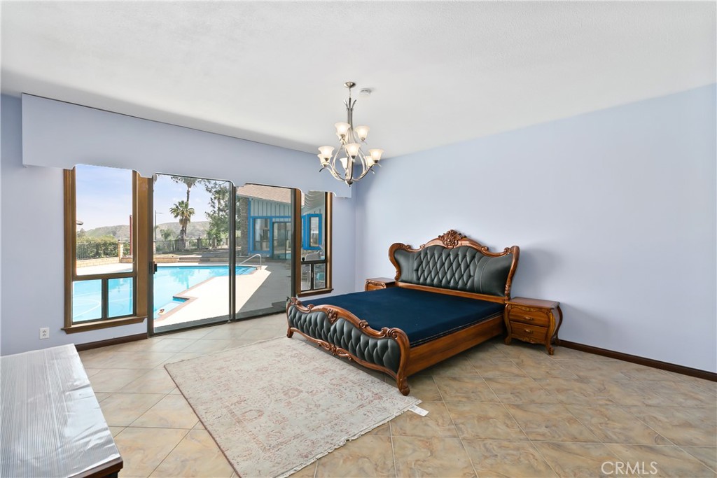 1605 Walter Ct