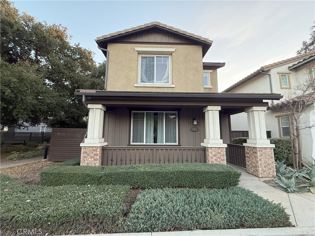 1932 Canopy Ln