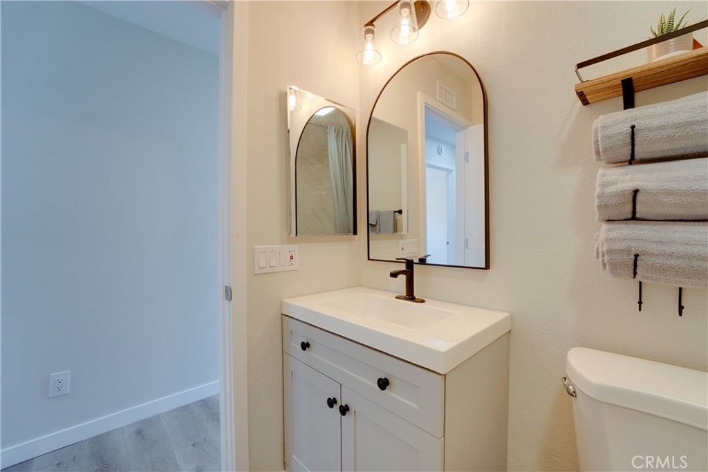 10319 Hemphill Court