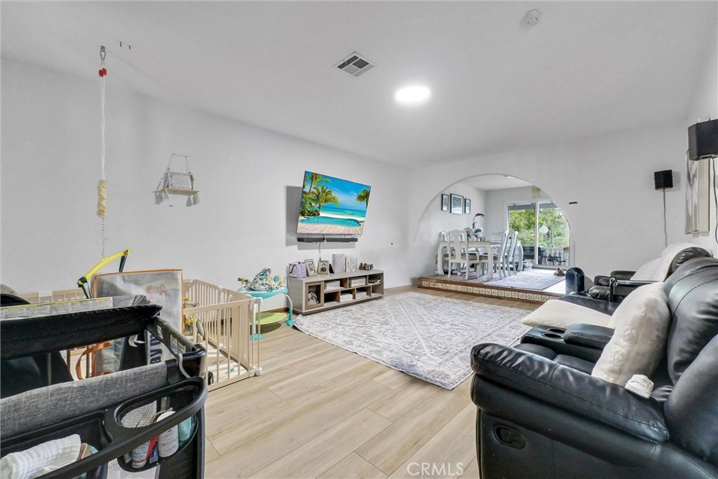 5291 Carnelian Street