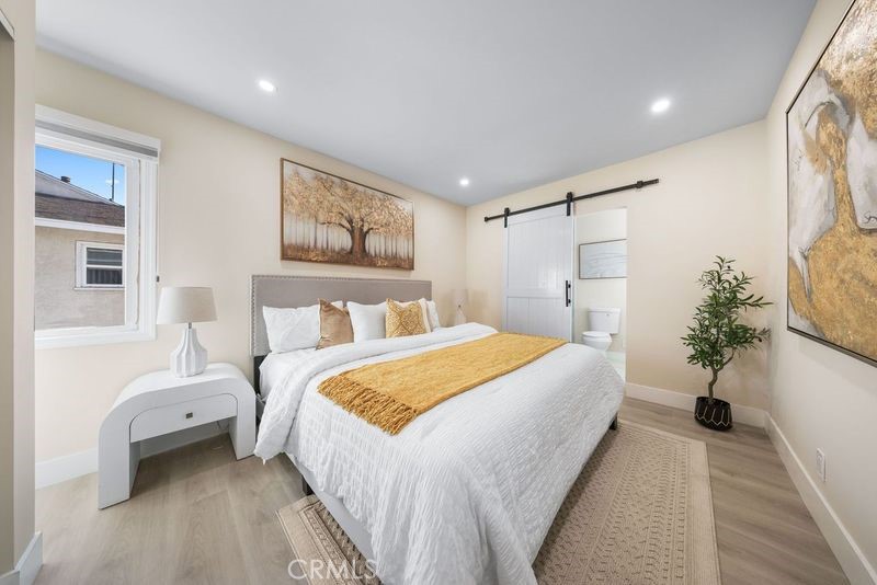 821 S 10th Street