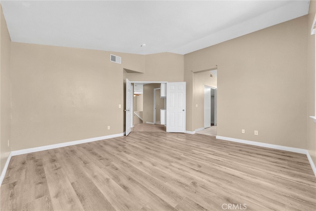 5546 Cheryl Street