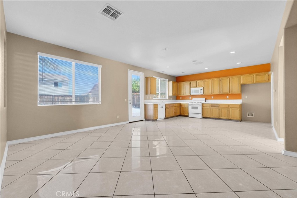 5546 Cheryl Street