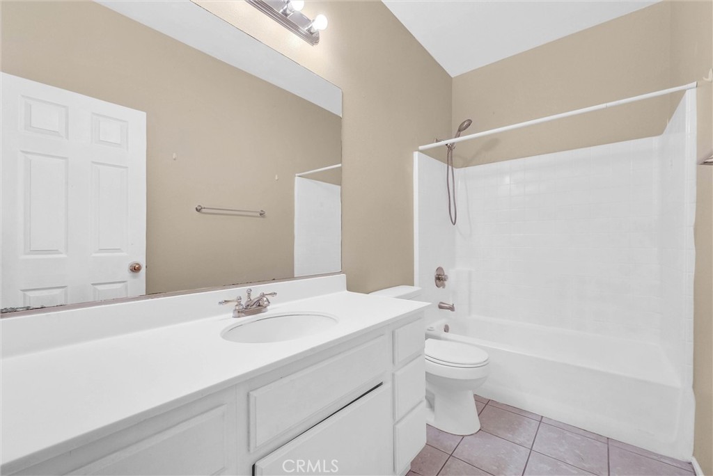 5546 Cheryl Street