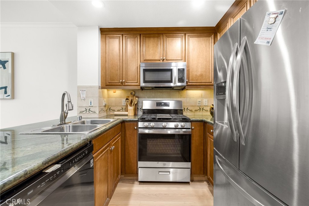 6020 Seabluff Drive 132