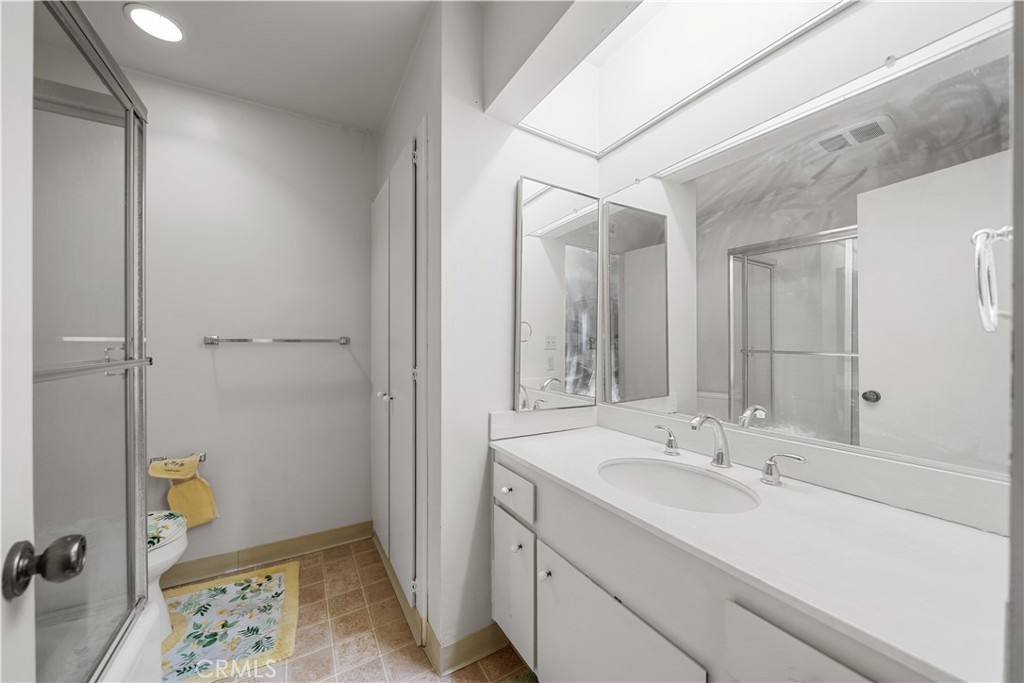 750 Arcadia Avenue 1