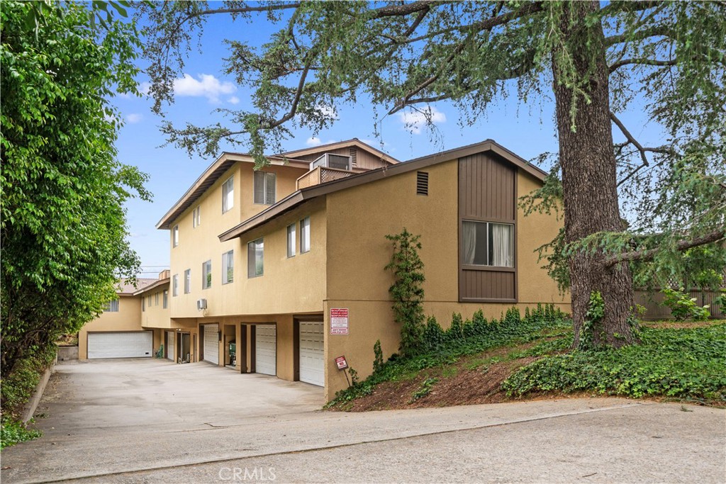 750 Arcadia Avenue 1