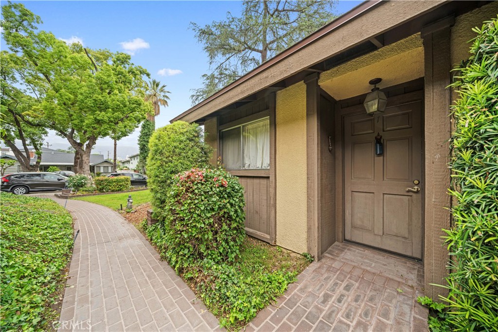 750 Arcadia Avenue 1