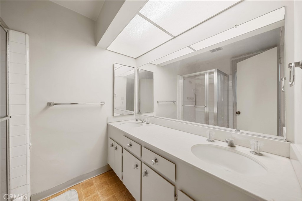 750 Arcadia Avenue 1