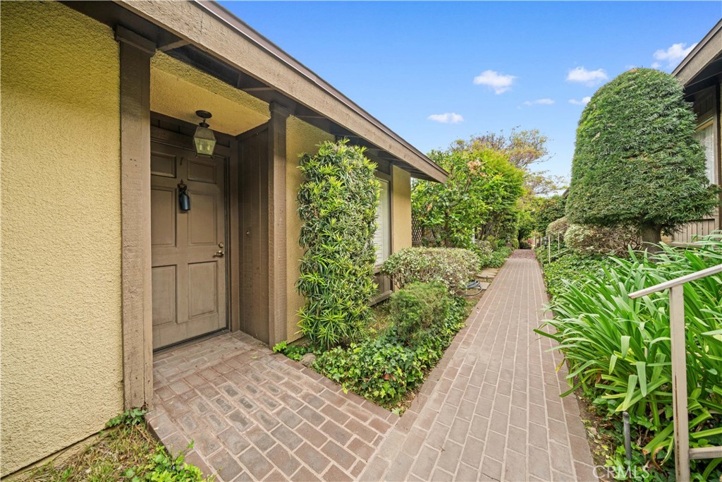 750 Arcadia Avenue 1