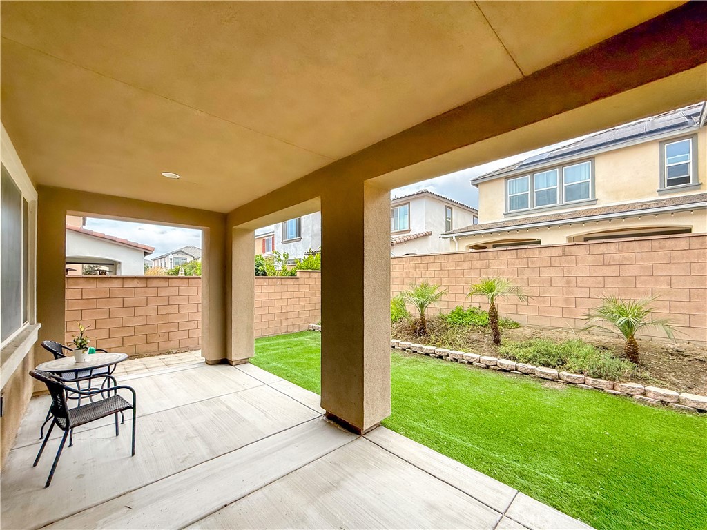 2941 E Travertine Street