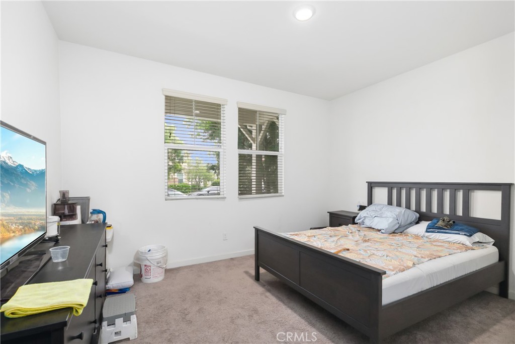 2941 E Travertine Street