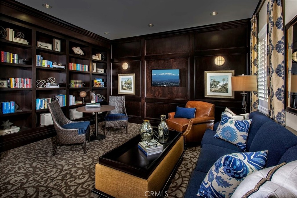 2941 E Travertine Street