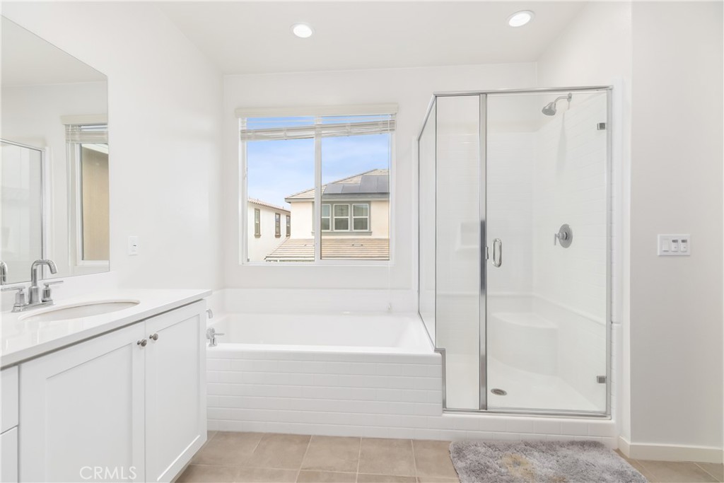 2941 E Travertine Street