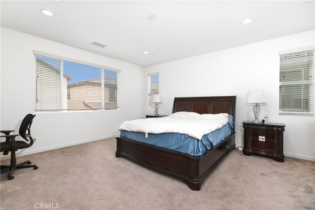 2941 E Travertine Street