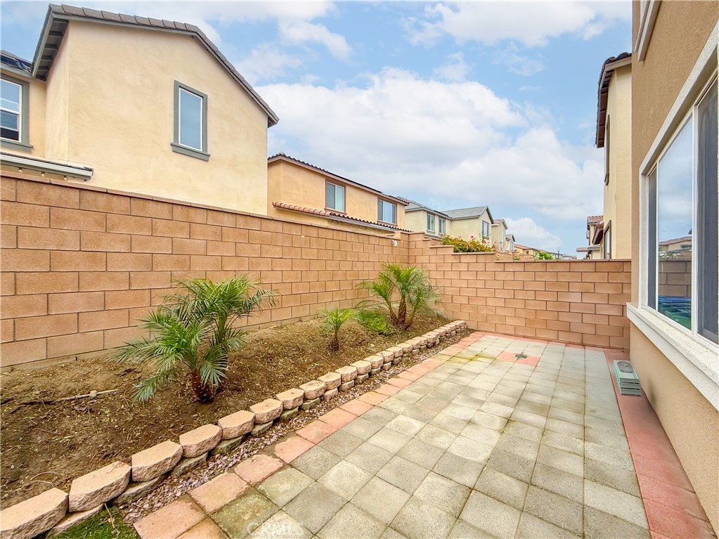 2941 E Travertine Street