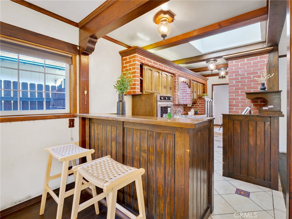 9655 Ardendale Avenue