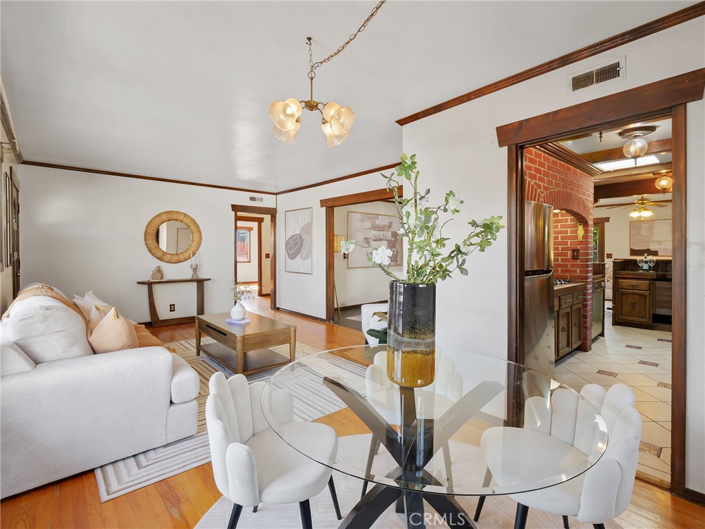 9655 Ardendale Avenue