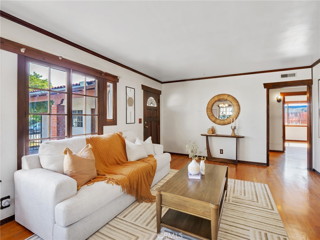 9655 Ardendale Avenue