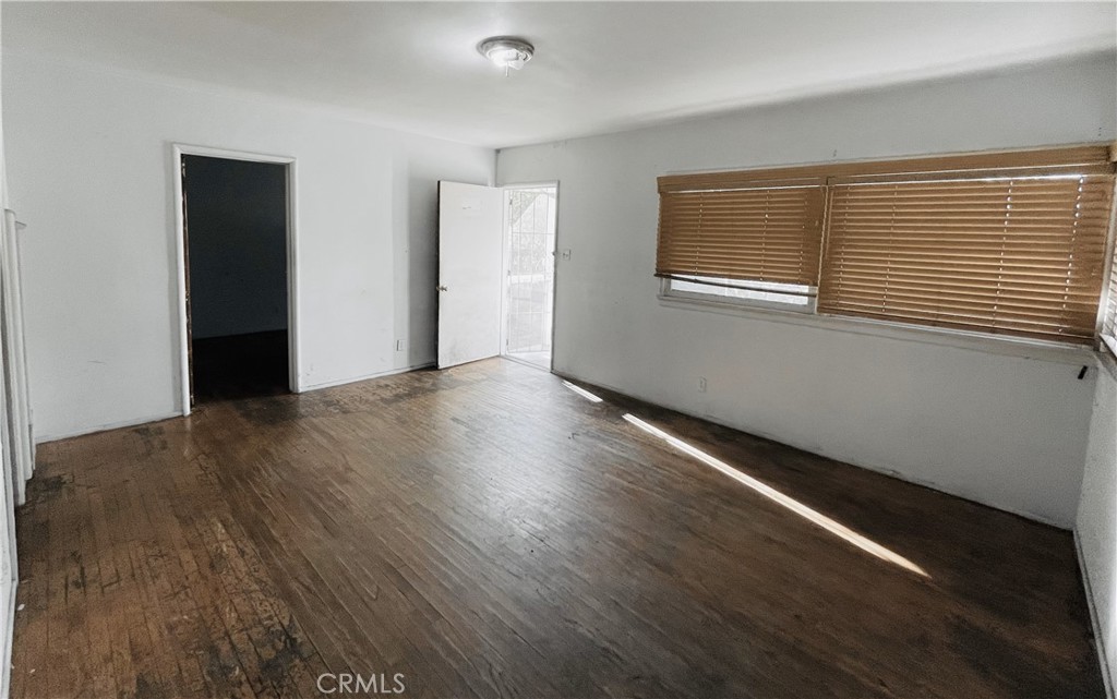 132 W Norwood Place