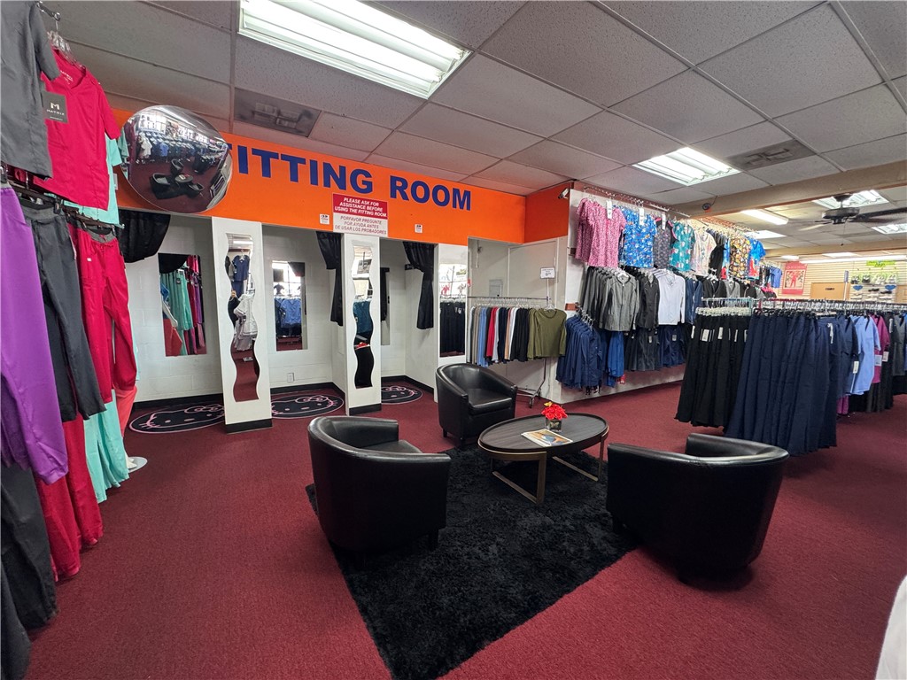 413 W Whittier Boulevard