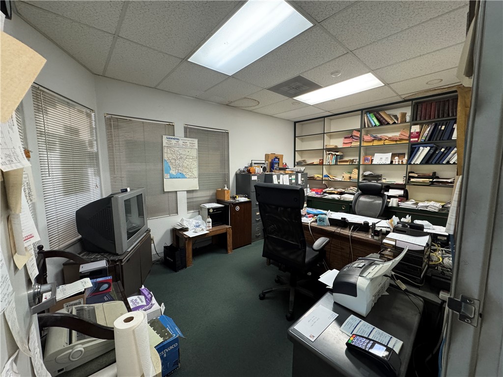 413 W Whittier Boulevard