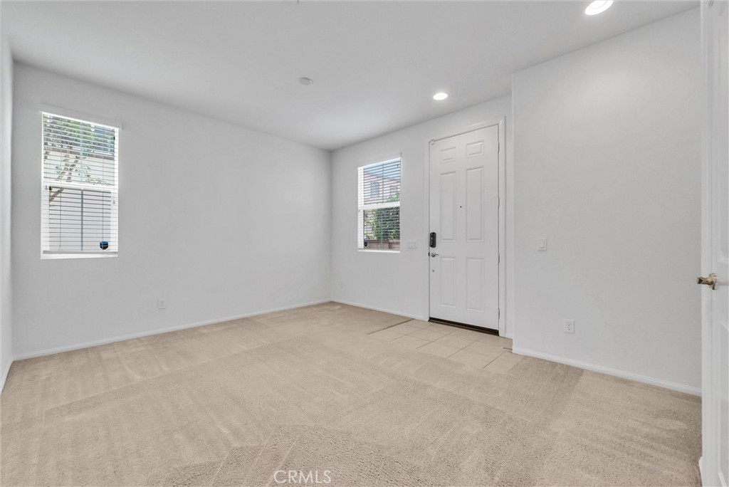 147 Royal Way