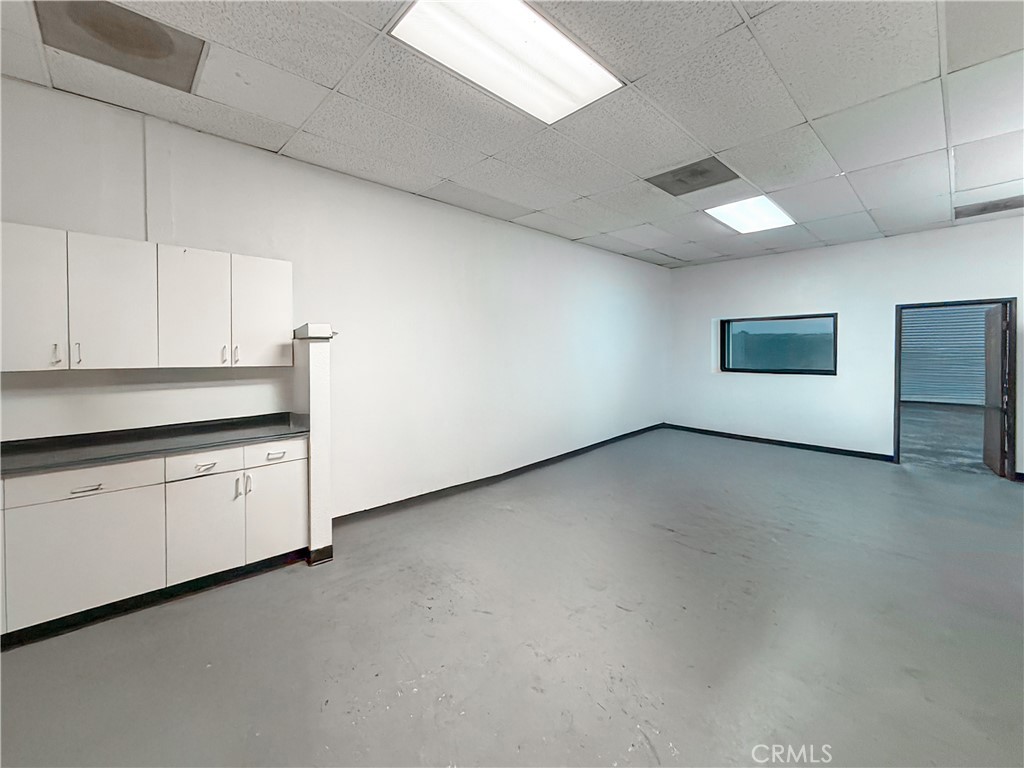 2635 W Woodland Drive