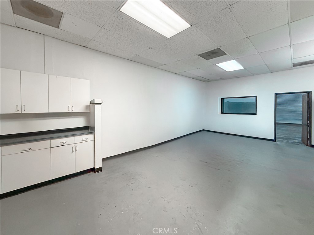 2635 W Woodland Drive