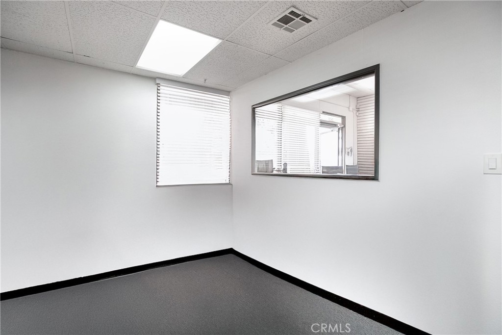 2635 W Woodland Drive