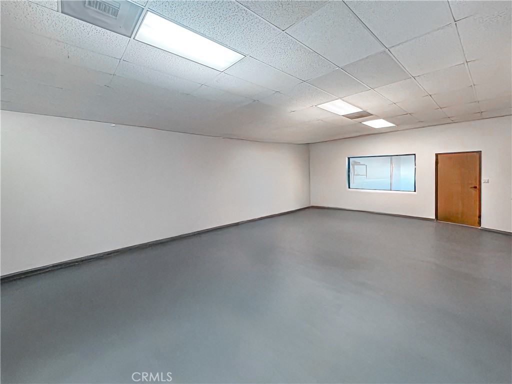 2635 W Woodland Drive