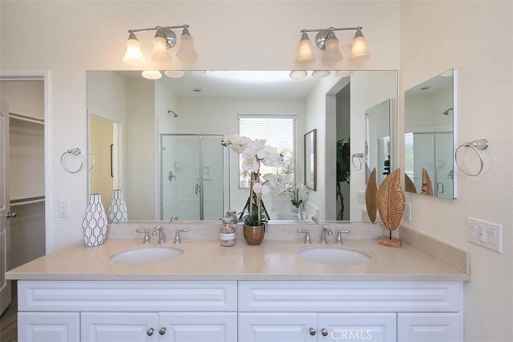 13208 Early Crimson Street