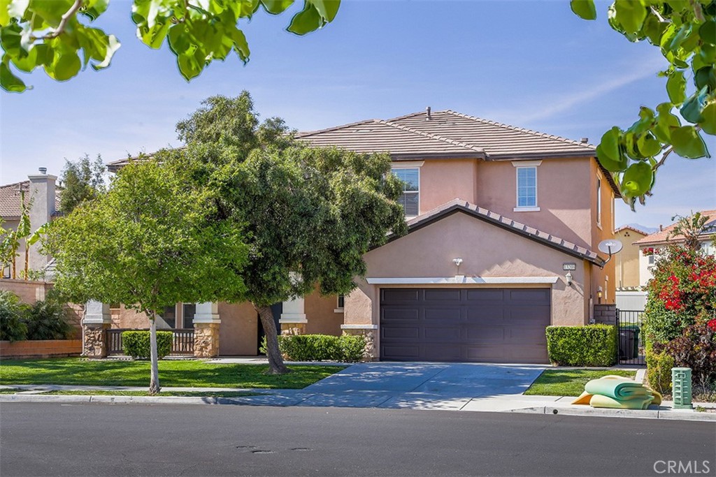 13208 Early Crimson Street