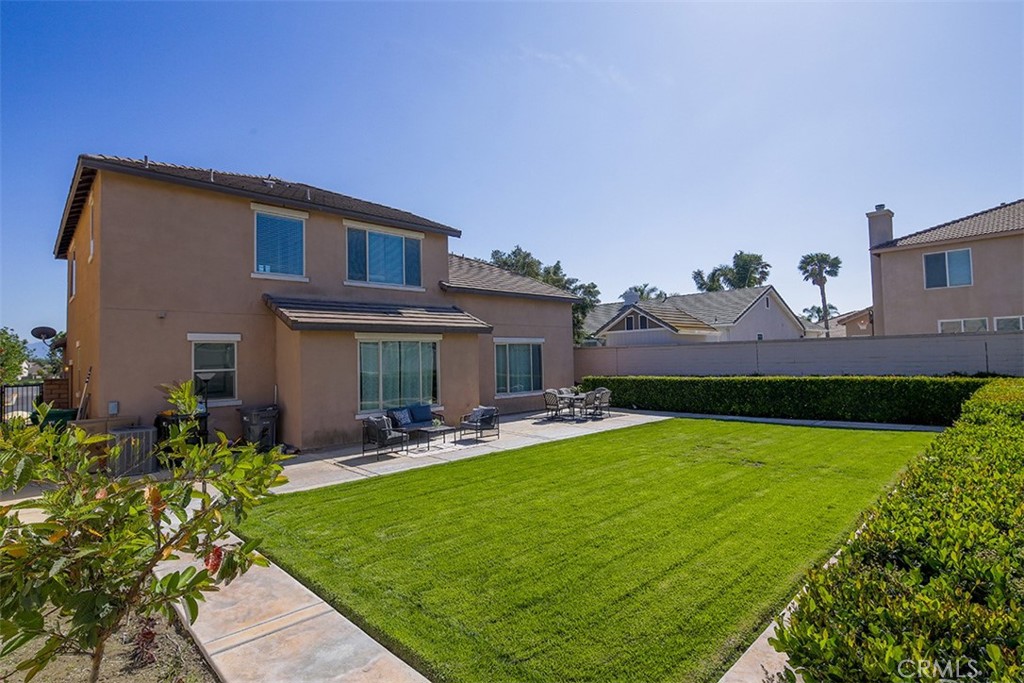 13208 Early Crimson Street