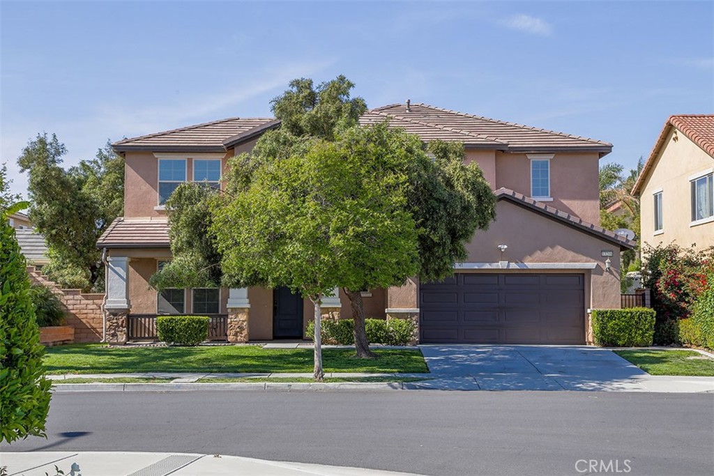 13208 Early Crimson Street