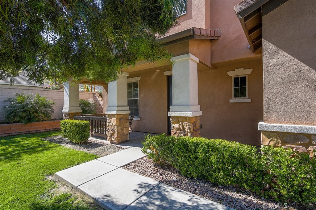 13208 Early Crimson Street