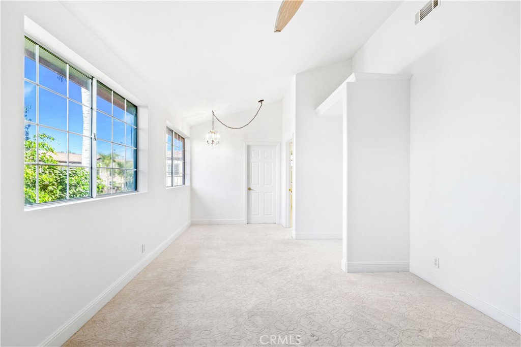 8424 Sunnyslope Drive