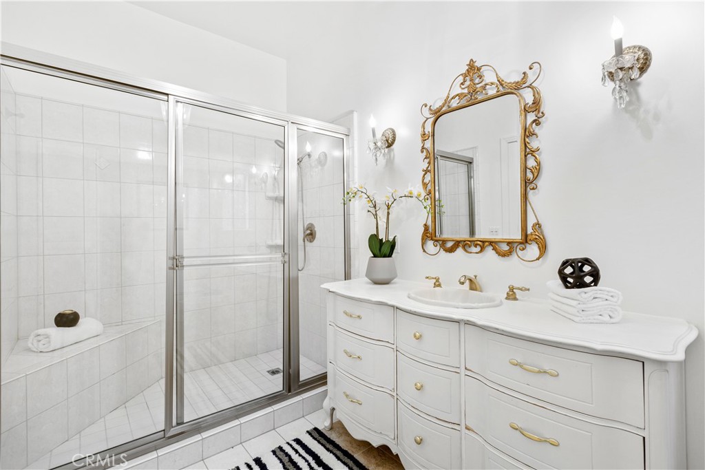 8424 Sunnyslope Drive