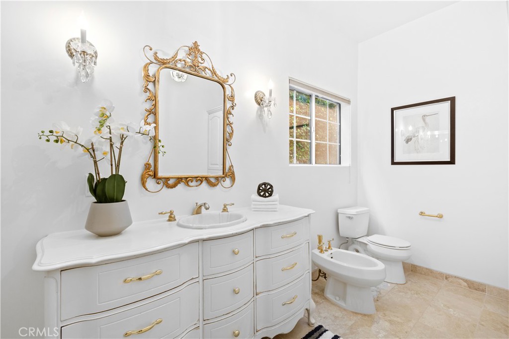8424 Sunnyslope Drive