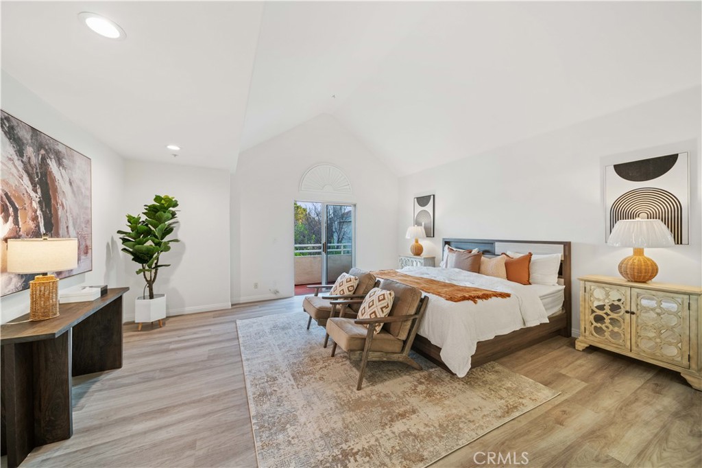 900 Arcadia Avenue 9