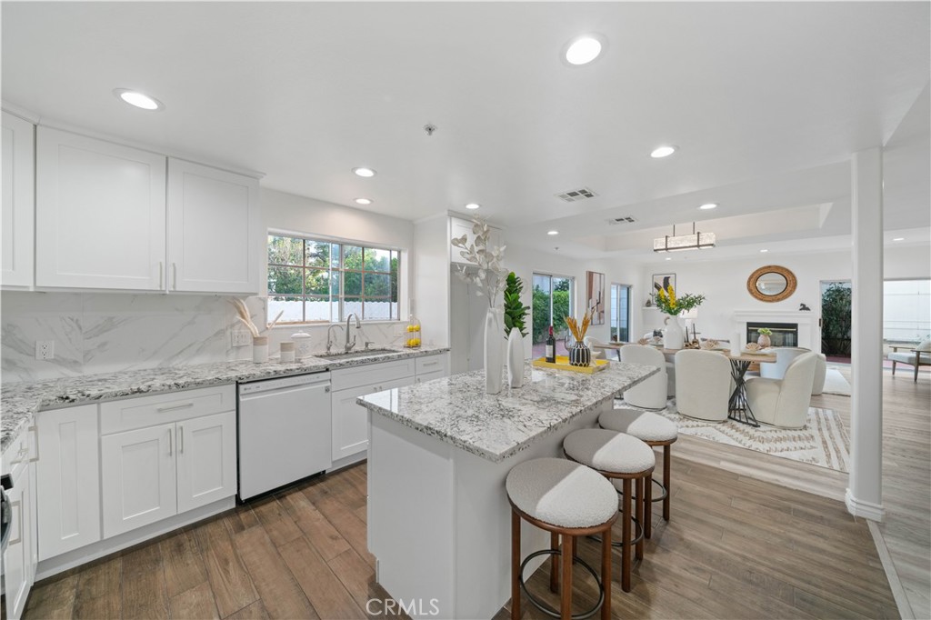 900 Arcadia Avenue 9