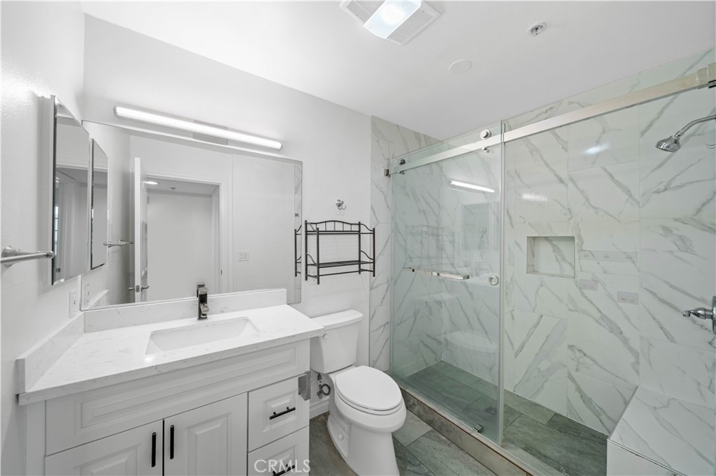 900 Arcadia Avenue 9