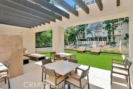 432 N OAKHURST 503